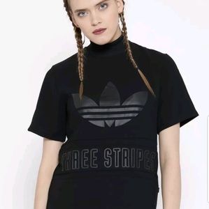 ADIDAS high neck triefold short sleeve shirt